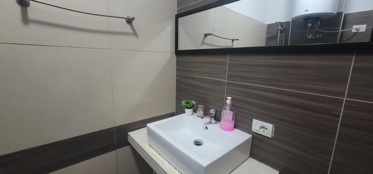 Studenti Studio'S تيرانا المظهر الخارجي الصورة
